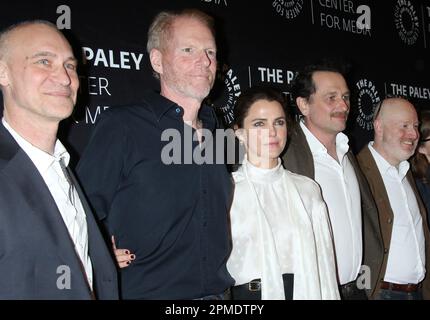 New York, New York, USA. 12. April 2023. Joel Fields, Noah Emmerich, Kerri Russell, Matthew Rhys und Joe Weisberg bei der FX's The Americans 10. Anniversary Celebration im Paley Center for Media in New York City am 12. April 2023. Kredit: Rw/Media Punch/Alamy Live News Stockfoto