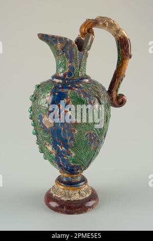 Ewer (Frankreich); Bernard Palissy-Stil (Französisch, 1510-1590); bleiglasiertes Steingut Stockfoto