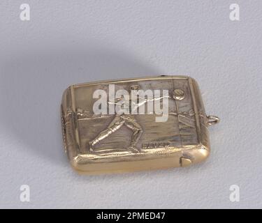 British Footbal Player mit Aufschrift „Saved“ Matchsafe; England; beschichtetes Metall; 3,8 x 5 x 1,2 cm (1 1/2 x 1 15/16 x 1/2 Zoll) Stockfoto