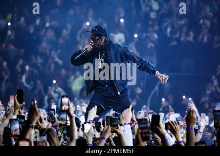 Rapper Travis Scott tritt als Gast auf der NAV's Never Sleep Tour in Toronto auf der Bühne auf Stockfoto