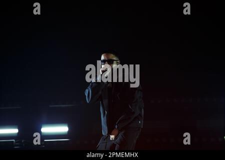 Der in Toronto geborene Rapper NAV tritt auf der Bühne der Scotiabank Arena in Toronto, KANADA Stockfoto