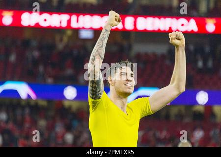 Lissabon, Portugal - 11/04/2023, Alessandro Bastoni von Internazionale feiert am 11. April 2023 Vollzeit während der UEFA Champions League, Viertelfinale, 1.-Bein-Fußballspiel zwischen SL Benfica und FC Internazionale im Estadio do Sport Lisboa e Benfica in Lissabon, Portugal - Foto: Jose Salgueiro/DPPI/LiveMedia Stockfoto