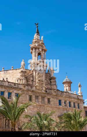 Spanien, Valencia, das historische Zentrum der Fußgängerzone, Der Marktplatz (Plaça del Mercat), die Kirche Sant Joan del Mercat (Església de Sant Joan del Mercat) Stockfoto