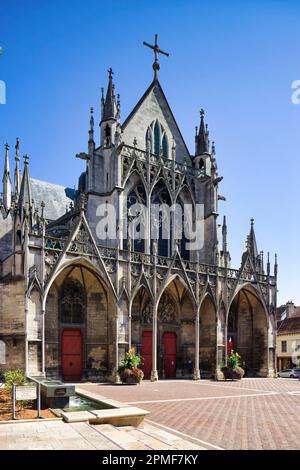 Frankreich, Aube, Troyes, Place Vernier, Basilika Saint-Urbain, Gotischer Stil, westliche Fassade Stockfoto