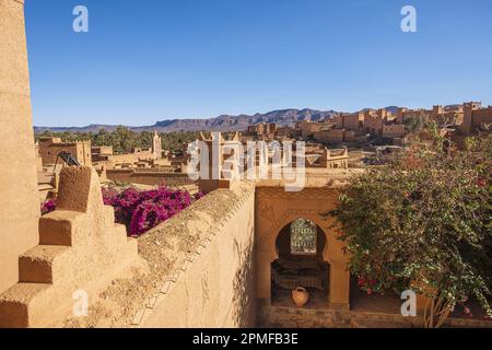 Marokko, Provinz Zagora, N'Kob (oder Nkob), das Dorf mit 45 Kasbahs, Kasbah Hotel Ait Omar Stockfoto