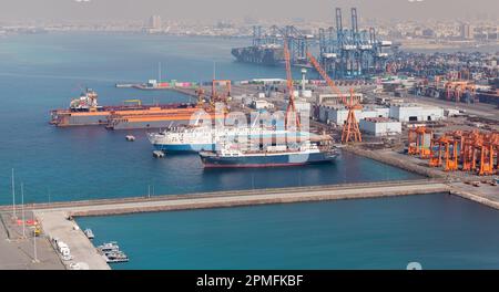 Jeddah, Saudi-Arabien - 22. Dezember 2019: Islamischer Seehafen Jeddah aus der Vogelperspektive Stockfoto