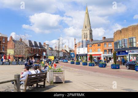 Market Harborough St Dionysius' Church Turm vom Square aus gesehen in Market Harborough Leicestershire England GB Europa Stockfoto