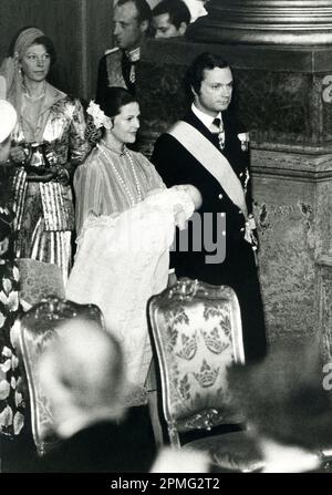 DIE TAUFE VON PRINZ CARL PHILIP in der Palastkirche im Stockholmer Palast. Die Zeremonie wurde von Erzbischof Olov Sundby durchgeführt Stockfoto