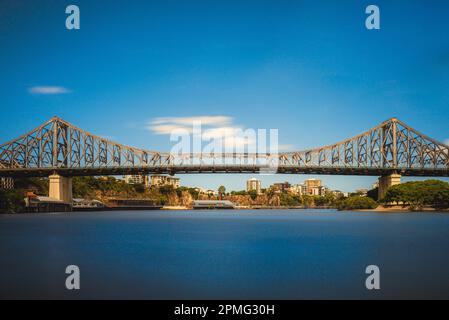 Landschaft von brisbane mit Story Bridge in australien Stockfoto