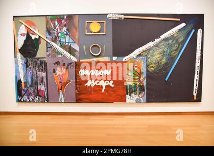 Amsterdam, Niederlande. Februar 2023. Verschiedene abstrakte Objekte im Stedelijk Museum, Amsterdam. Hochwertiges Foto Stockfoto