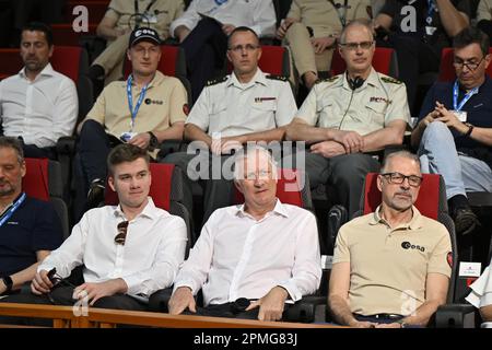 Cayenne, Frankreich. 13. April 2023. Prinz Gabriel und König Philippe - Filip von Belgien, das während eines königlichen Besuchs zum Start der ESA-Jupiter Icy Moons Explorer-Mission „Juice“ vom Guayana Space Centre in Kourou, Französisch-Guayana, Frankreich, am Donnerstag, den 13. April 2023 zu sehen ist. BELGA FOTO ERIC LALMAND Kredit: Belga News Agency/Alamy Live News Stockfoto