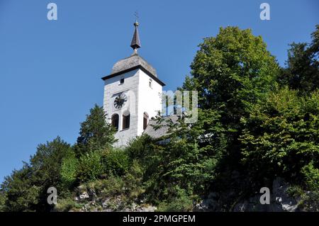 Berühmte Kapelle auf einem Felsen am Traunkirchen in oberösterreich, Salzkammergut Stockfoto