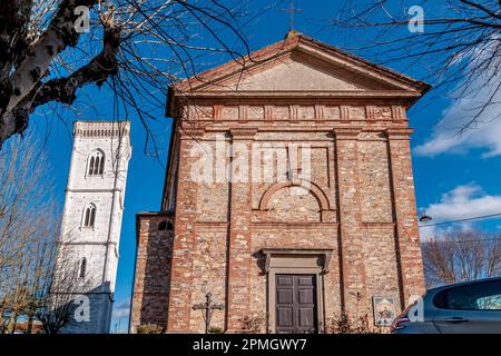 Pfarrkirche San Lorenzo Martire in Orentano, Pisa, Italien Stockfoto