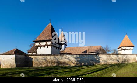 Die befestigte Kirche im Dorf Cincsor - Rumänien, OL Stockfoto