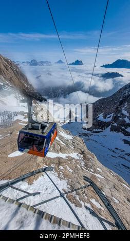 Blick vom Marmolada-Berg über den Dolomiten-Nationalpark, UNESCO-Weltkulturerbe, Südtirol, Italien, Europa Stockfoto