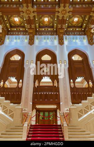 Treppe im Royal Opera House, Muscat, Oman, Naher Osten Stockfoto