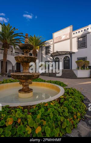 Blick auf das Theater, San Bartolome, Lanzarote, Las Palmas, Kanarische Inseln, Spanien, Atlantik, Europa Stockfoto