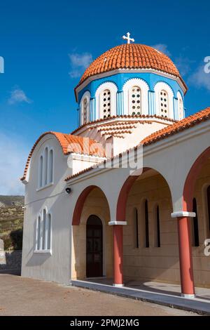 Orthodoxe Kirche an der Petre-Brücke, zwischen Rethymno und Georgioupolis, Kreta, Griechenland Stockfoto