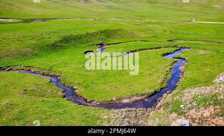 Das herrliche Wandern und die umliegende Textur auf dem Persembe-Plateau Stockfoto