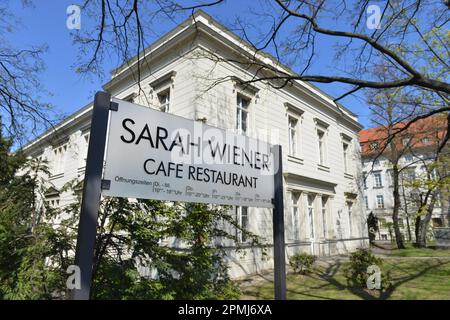 Restaurant Sarah Wiener, Invalidenstraße, Mitte, Berlin, Deutschland Stockfoto