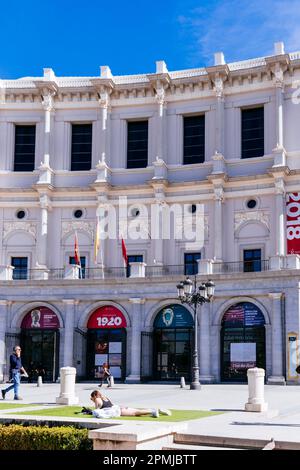 Westliche Fassade des Königlichen Theaters, die die Plaza de Oriente überblickt.Madrid, Comunidad de Madrid, Spanien, Europa Stockfoto