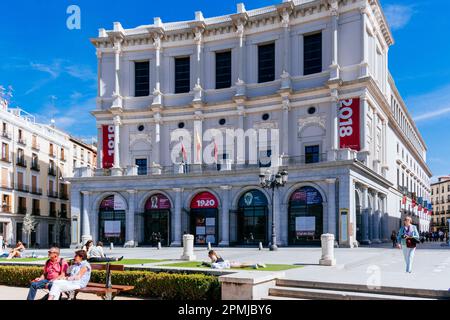 Westliche Fassade des Königlichen Theaters, die die Plaza de Oriente überblickt.Madrid, Comunidad de Madrid, Spanien, Europa Stockfoto