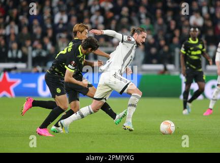 Adrien Rabiot von Juventus während der UEFA Europa League, Fußballspiel zwischen dem FC Juventus und dem FC Sporting CP am 13. April 2023 im Allianz Stadium, Turin, Italien. Foto: Nderim Kaceli Stockfoto