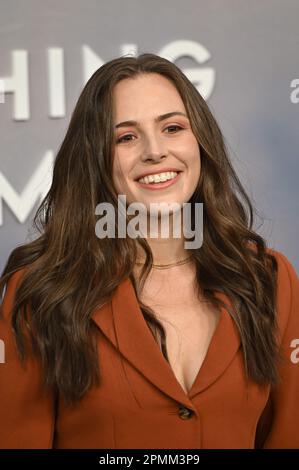 Los Angeles, USA. 13. April 2023. Alanna Smith bei der Premiere von "The Last Thing He That Me" im Regency Village Theatre. Bildnachweis: Paul Smith/Alamy Live News Stockfoto