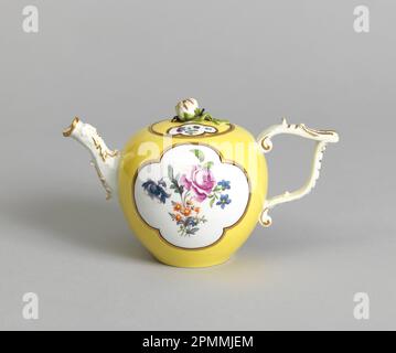 Teekanne Teapot; hergestellt von Meissen Porcelain Factory (Deutschland), Meissen Porcelain Manufactory (Deutschland); Deutschland; Hartpastenkeramik, glasiger Emaille, Gold Stockfoto