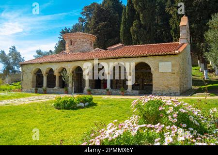 Kirche des Marienklosters auf der Insel in der Lagune von Narta Stockfoto