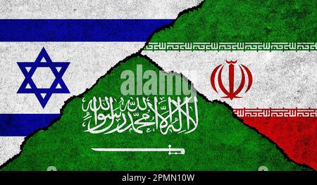 Saudi-Arabien, der Iran und Israel führen gemeinsam auf einem strukturierten Hintergrund die Flagge. Konzept der diplomatischen Beziehungen zwischen Israel, Iran und Saudi-Arabien Stockfoto