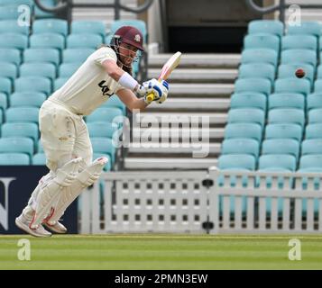 Oval, England. 14. April 2023. Bilder von links nach rechts, Rory Burns Captain vom Surrey County Cricket Club beim LV= County Championship Match zwischen Surrey CCC und Hampshire CCC. Kredit: Nigel Bramley/Alamy Live News Stockfoto