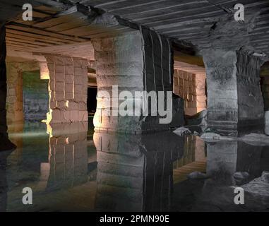 Blick auf Steinbruch. Cavea Arcari, Vicenza, Italien. Architekt: na , 2019. Stockfoto