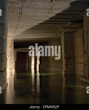 Blick auf Steinbruch. Cavea Arcari, Vicenza, Italien. Architekt: na , 2019. Stockfoto