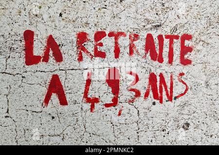 Moto gemalt von Anti-Rentengesetz-Reformaktivisten, Lyon, Frankreich Stockfoto