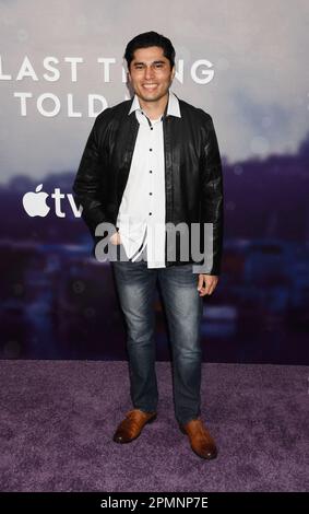 Los Angeles, Kalifornien, USA. 13. April 2023. Peter Mendoza nimmt am 13. April 2023 an der Apple TV-Premiere „The Last Thing He That Me“ im Regency Bruin Theatre in Los Angeles, Kalifornien, Teil. Kredit: Jeffrey Mayer/Jtm Photos/Media Punch/Alamy Live News Stockfoto