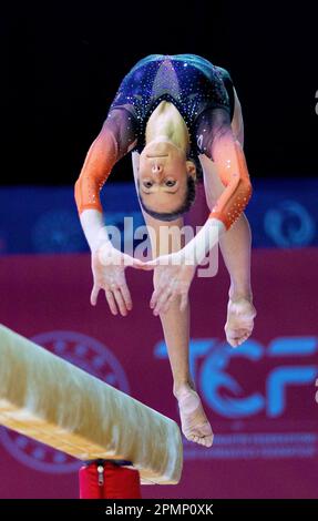 ANTALYA - Naomi Visser in Aktion während des Frauengymnastik-Allroundfinales bei den Europameisterschaften in der Türkei. ANP IRIS VANDEN BROEK Stockfoto