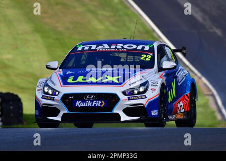 Nick Halstead, Hyundai i30N, BTCC, British Touring Car Championship, Einführungstag und Medienveranstaltung, BTCC Media Day, eine Chance für die 2023 Teilnehmer Stockfoto