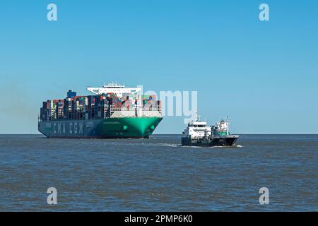 Containerschiffe, Nordsee, Cuxhaven, Niedersachsen, Deutschland Stockfoto