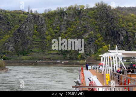 Fahrt entlang des Mittelrheins auf dem Wikingerhafen Stockfoto