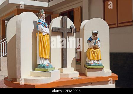 Schrein für unsere Lieben Frau von La Salette vor der katholischen Kirche, Philipsberg Stockfoto