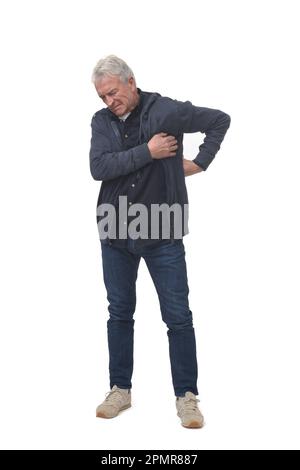 Das Längsporträt eines Mannes mit linksseitigen Schmerzen, isoliert auf weiß Stockfoto