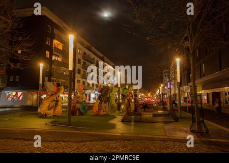 Dortmund, Deutschland - 05. Januar 2023: Schöne Aussicht auf Dortmund bei Nacht. Reisen Stockfoto