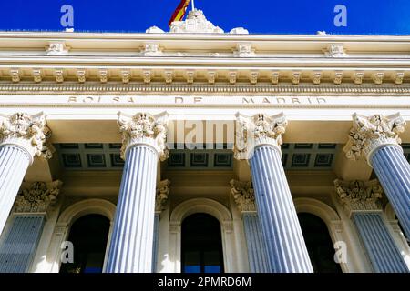 Das Palacio de la Bolsa de Madrid, Palacio de la Bolsa de Madrid, ist ein Gebäude aus dem 19. Jahrhundert in Madrid, Spanien. Es wurde entworfen, um das M zu beherbergen Stockfoto