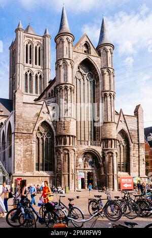 St. Die Nikolaikirche Sint-Niklaaskerk ist eines der ältesten und bekanntesten Wahrzeichen in Gent. Gent, Ostflandern, Flämische Region, Belgien, Euro Stockfoto