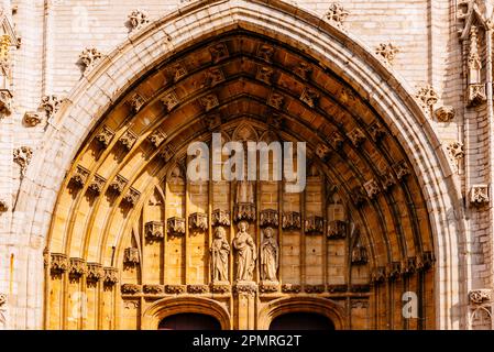 Portal an der Westfassade. Kathedrale von Saint Bavo. Gent, Ostflandern, Flämische Region, Belgien, Europa Stockfoto