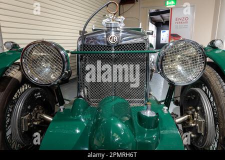 Sparkford.Somerset.United Kingdom.März 26. 2023.Im Haynes Motor Museum in Somerset wird Ein 1930er MG K-Sportwagen aus Mille Miglia ausgestellt Stockfoto