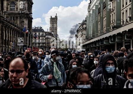 Antonin Burat / Le Pictorium - Protest gegen Rentengesetz in Paris - 13. April 2023 - 13. April 4/2023 - Frankreich / Paris / Paris - Protest in Paris anlässlich des zwölften landesweiten Tages der Klage gegen das Rentengesetz. Stockfoto