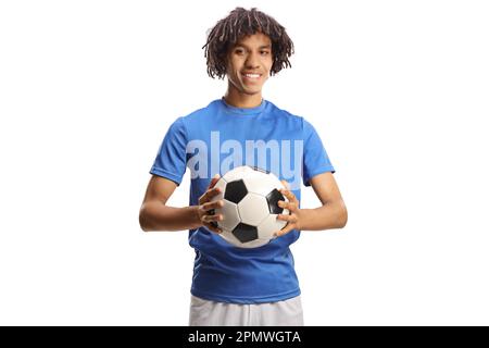 Ein afroamerikanischer Fußballspieler hält einen Ball isoliert auf weißem Hintergrund Stockfoto