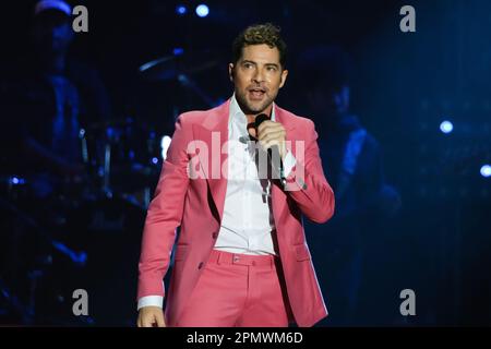 Madrid, Spanien. 15. April 2023. Sänger David Bisbal tritt während der XVII. Ausgabe des Primavera Pop Festivals Los40 im Wizink Center in Madrid auf. Kredit: SOPA Images Limited/Alamy Live News Stockfoto